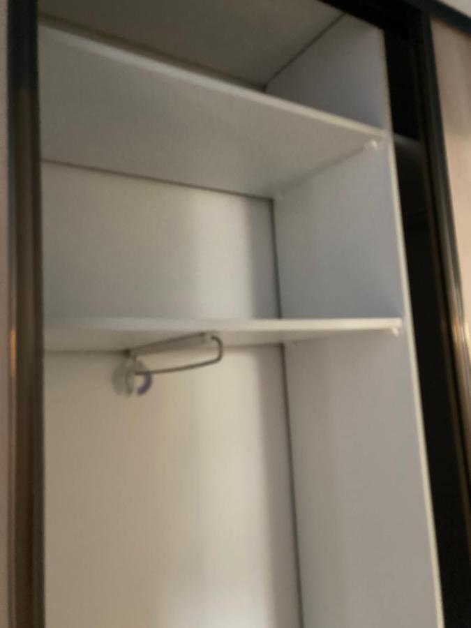 Location Chambre Avec Salle De Bain Et Partie Commune Sea View & Mountain View Renting 1 Of 3 Bedrooms With Shared Common Space 3 Bdrm Apt Not 1 Bdrm Plus Clime Ou Ac Бастія Екстер'єр фото