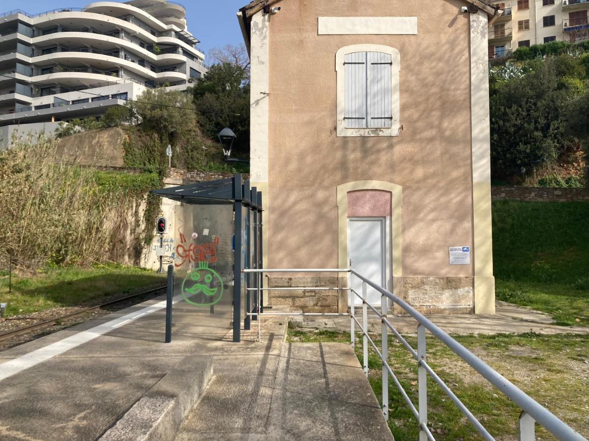 Location Chambre Avec Salle De Bain Et Partie Commune Sea View & Mountain View Renting 1 Of 3 Bedrooms With Shared Common Space 3 Bdrm Apt Not 1 Bdrm Plus Clime Ou Ac Бастія Екстер'єр фото